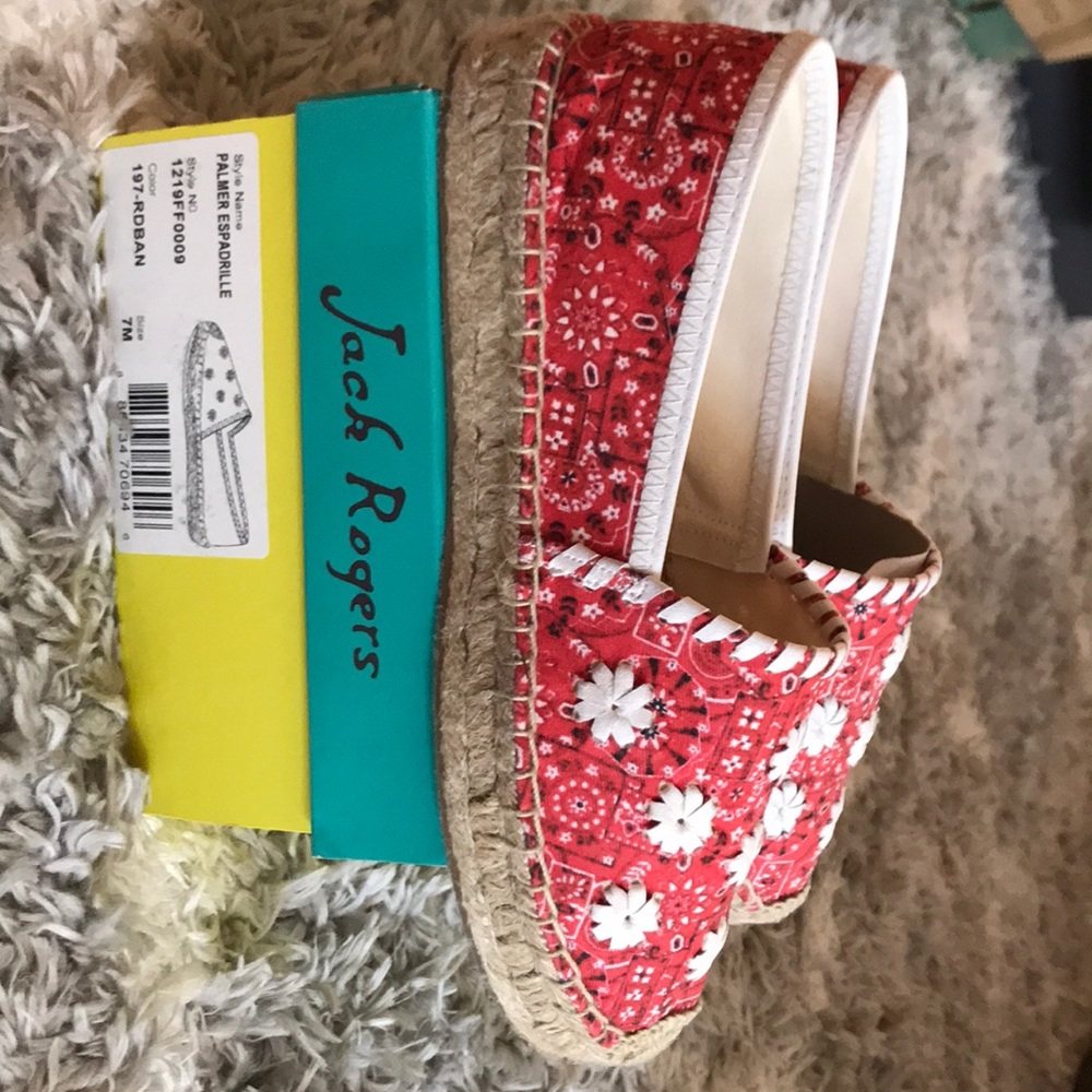๐Jack Rogers Espadrilles Red Bandana Print Size 7 - Picture 3 of 9